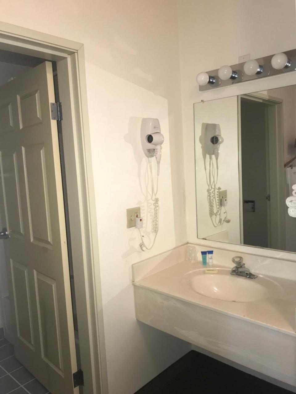 Gasthof Amish Village Inn Montgomery المظهر الخارجي الصورة